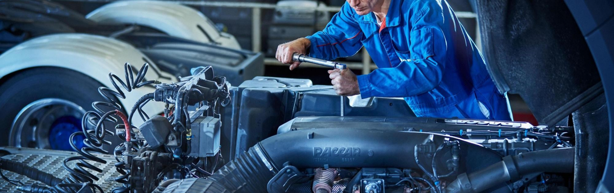 *Практическое руководство по увеличению межсервисного интервала на DAF 105 XF. Узнайте, как с помощью установки центрифуги и двойного топливного фильтра безопасно увеличить пробег между заменами масла до 100 000 км. Личный опыт специалиста с 15-летним стажем работы с грузовиками DAF. Разберем нюансы, риски и конкретные артикулы запчастей.*

