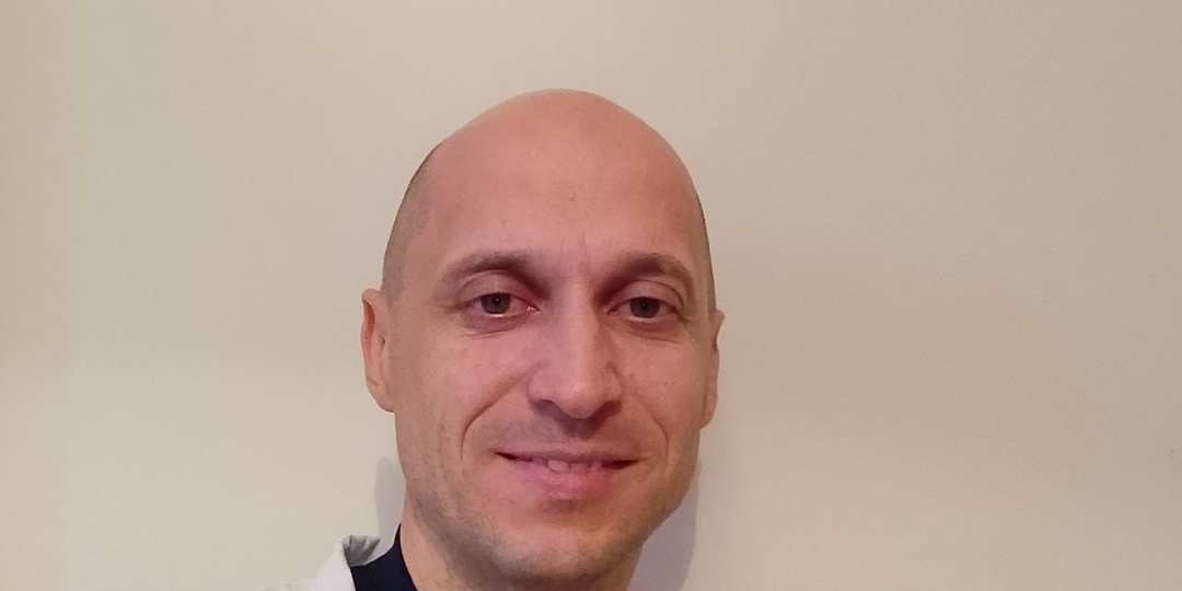 Головокружение, темнеет в глазах при движении руки