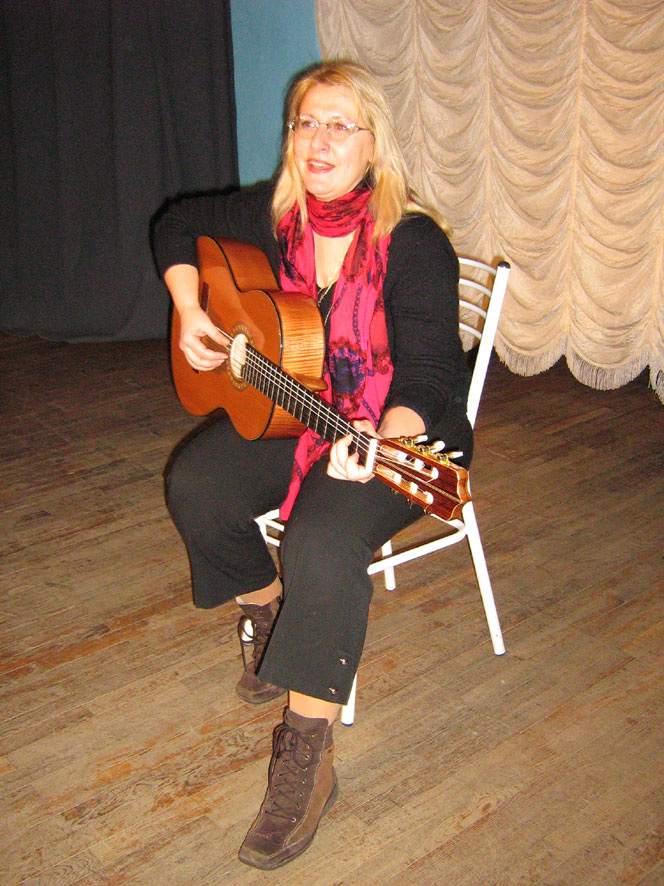 Екатерина Асмус в "Роднике"