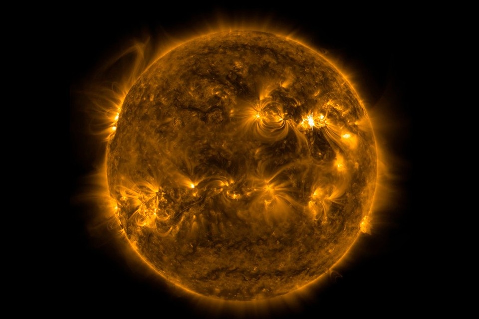    Минувшая неделя подарила несколько ярких событий на солнечном диске, например, вспышку экстремально мощного класса GLOBAL LOOK PRESS