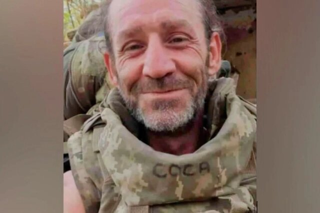    На одном из фото наемника на груди выведен позывной — Кока. Фото: соцсети