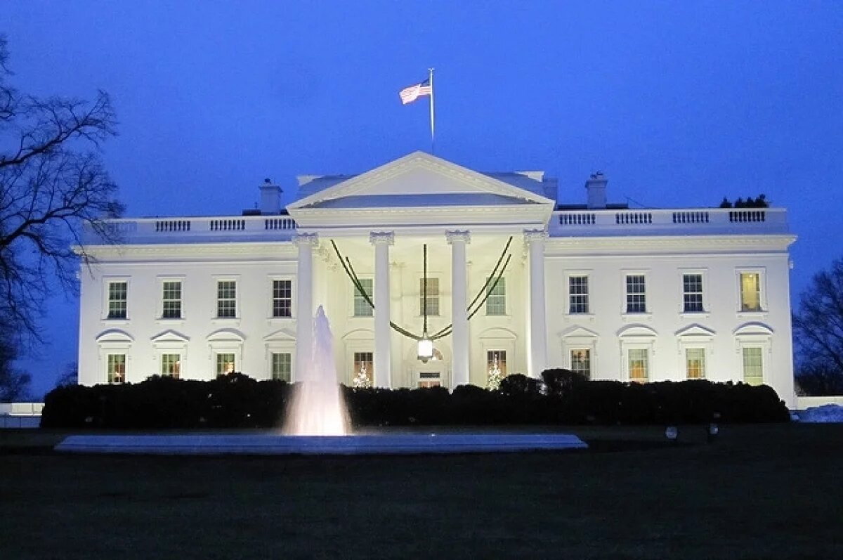    В США призвали дать имя Обамы бальному залу Белого дома после ухода Трампа