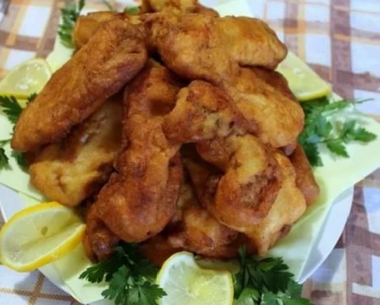 Сом в золотистом кляре: классический рецепт