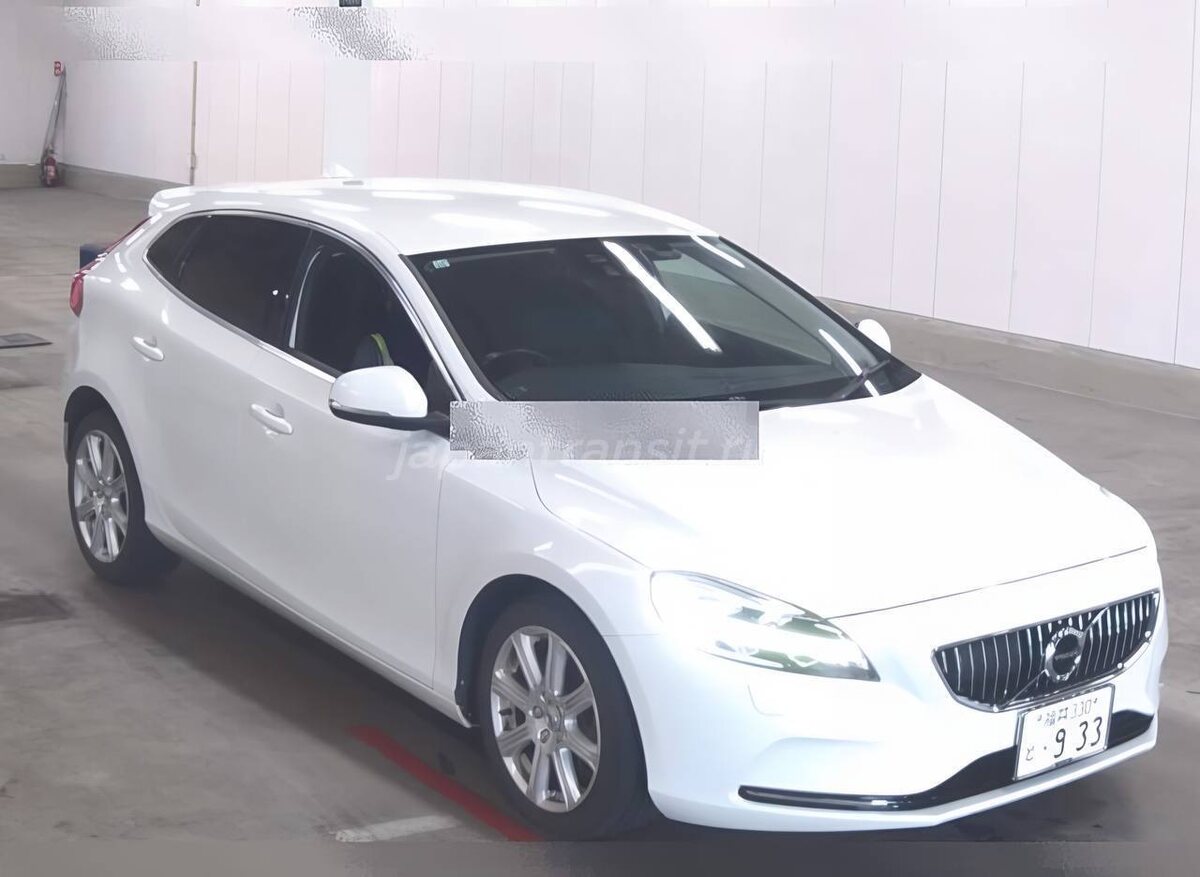 Volvo V40. Источник: скриншот из Телеграмм канала "Япония Транзит"