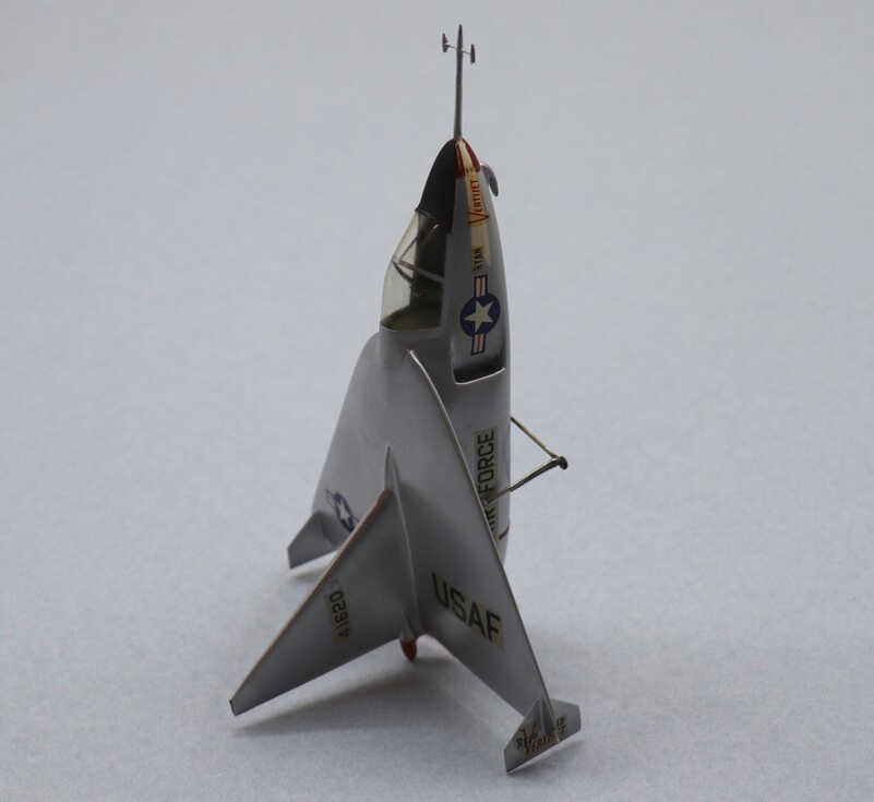 Модель Ryan X-13 Vertijet