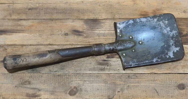 Малая лопата (выпуск 1915 года).