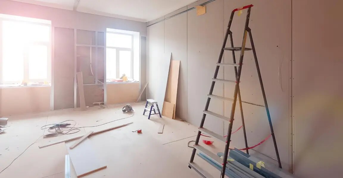 Чем теперь может обернуться ремонт в квартире: неожиданные последствия для собственников и штрафы