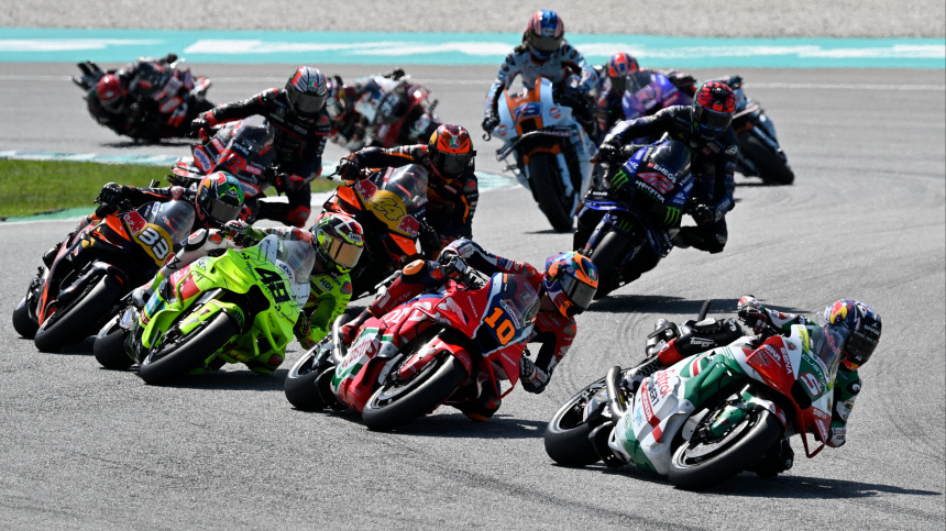    Фото: Reuters/NAJJUA ZULKEFLI; 5-tv.ru