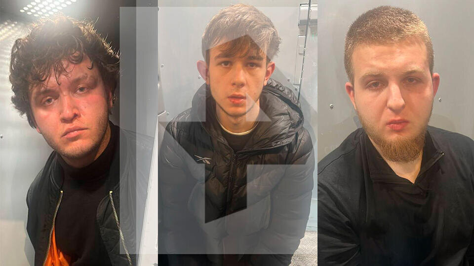     Кадры допроса пытавшихся похитить футболиста Мостового РЕН ТВ