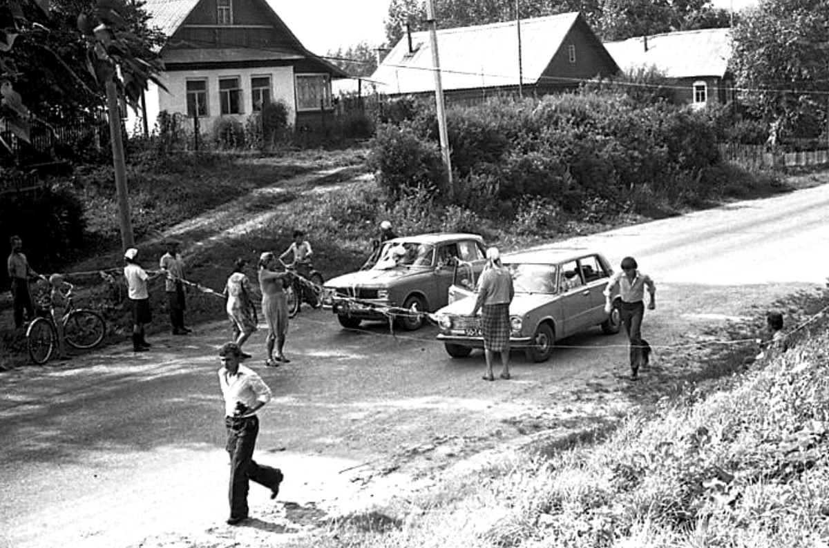Традиции деревенской свадьбы. Фото из открытых источников.