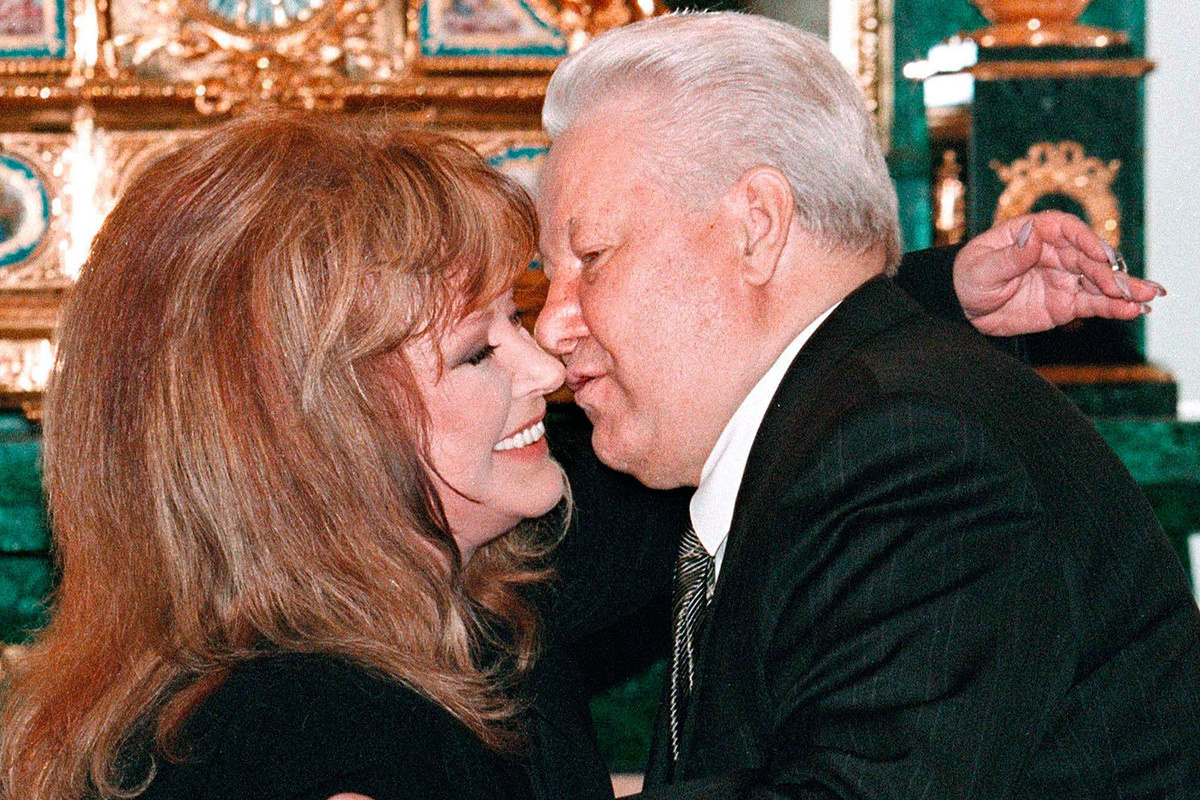 Говорят, что Ельцин любил слушать Примадонну. Фото Яндекс.Картинки. 