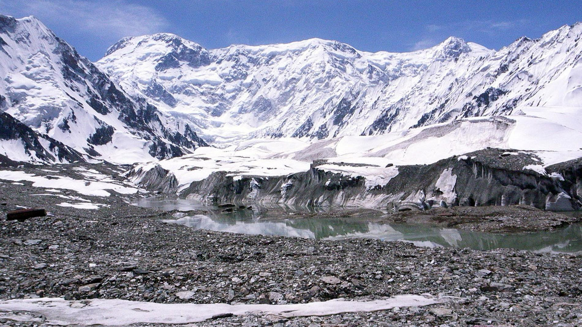    Пик Победы. Фото: wikipedia.org