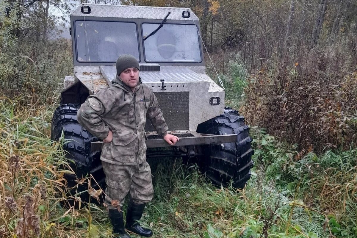    В Псковской области мужчина в одиночку смастерил болотоход
