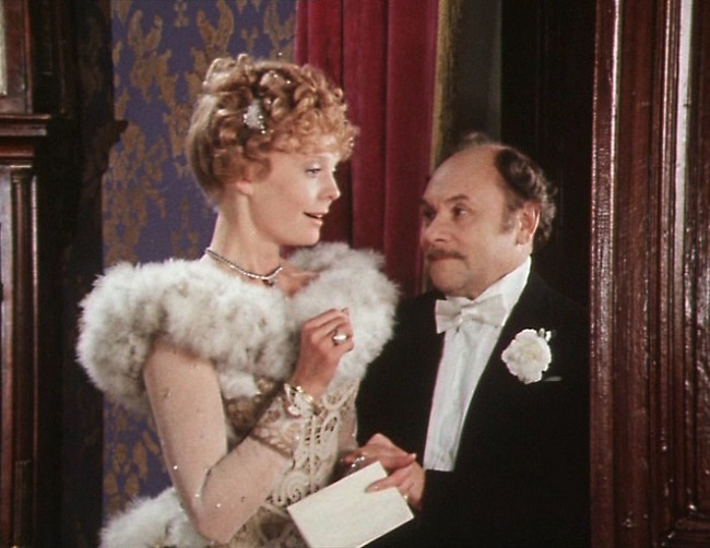 Кадр из фильма «Принцесса цирка» (1982). Скриншот.