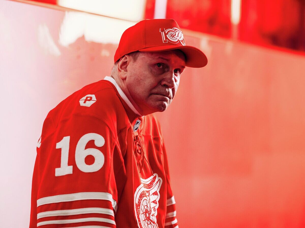    Обладатель Кубка Стэнли в составе "Детройт Ред Уингз" Владимир Константинов © Фото : Соцсети клуба Национальной хоккейной лиги "Детройт Ред Уингз"