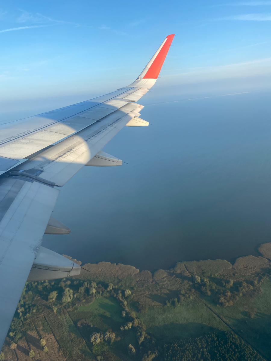 Под крылом самолета уже Калининградская область 