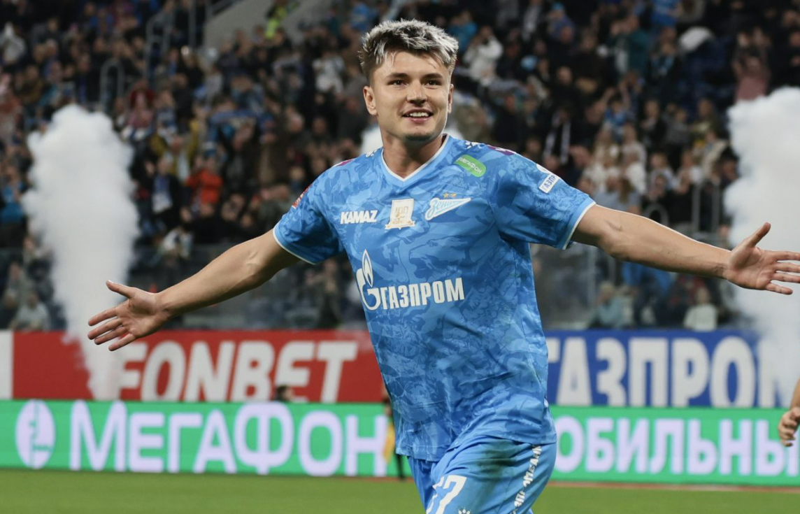 Андрей Мостовой перед матчем с "Динамо" попал в историю. Фото: соцсети