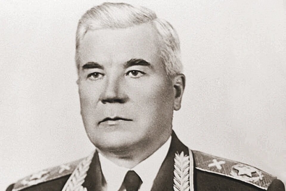Комсомольская правда // Главный маршал артиллерии Митрофан Иванович Неделин