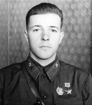 Лейтенант Рыжиков: история, с которой началась война