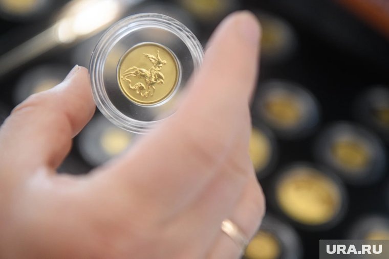     ЦБ выпустит монету номиналом десять тысяч рублей