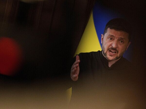    © AP Photo / Evgeniy Maloletka