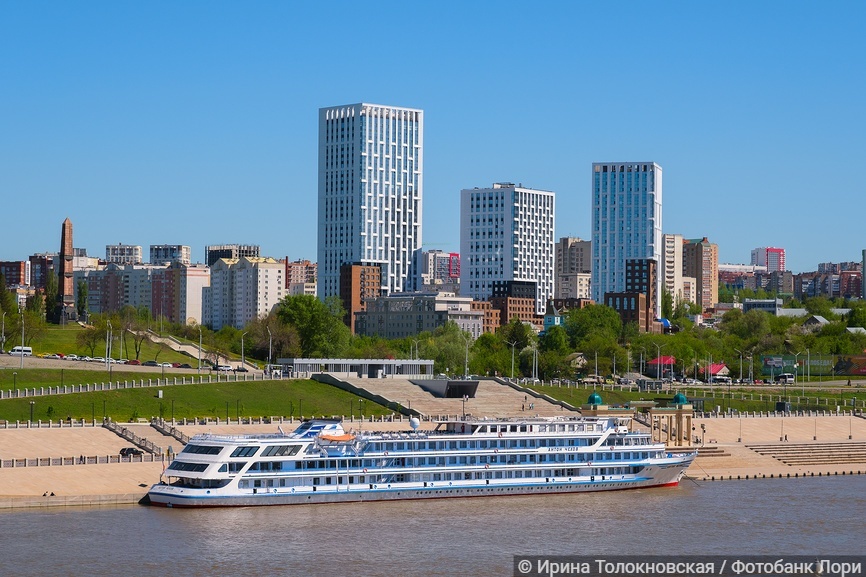 Набережная и причал города Уфы 