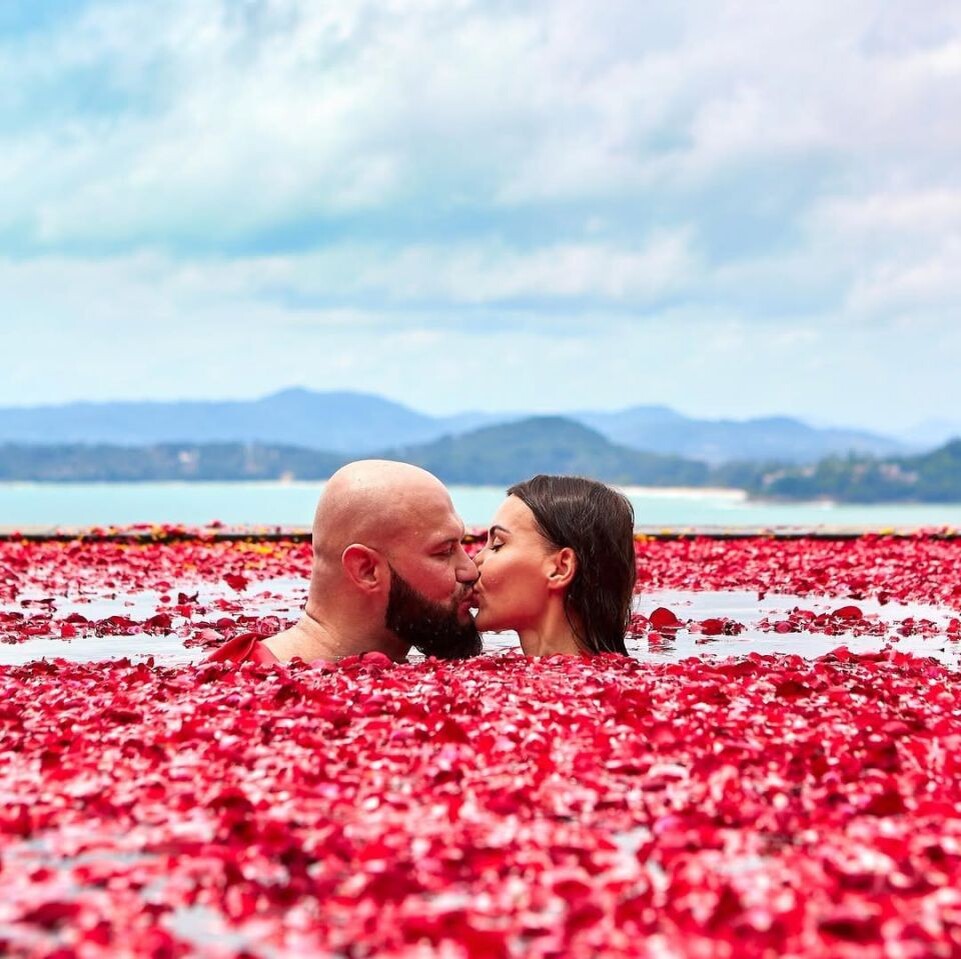    Оксана Самойлова и Джиган. Источник: @samoylovaoxana*