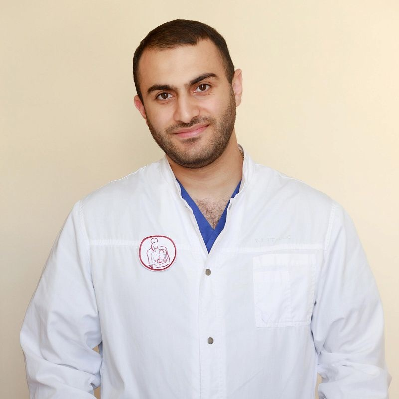 МИХАИЛ ГАЛСТЯН, врач-флеболог, сердечно-сосудистый хирург, специалист УЗД