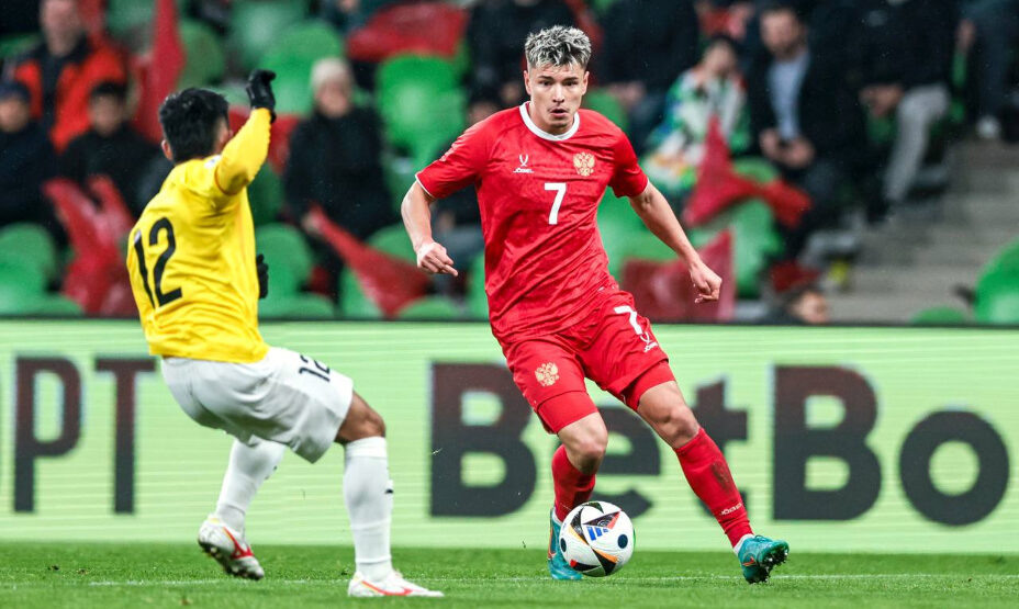    Футболист сборной России Андрей Мостовой отбился от похищения в Петербурге. Фото: РФС.