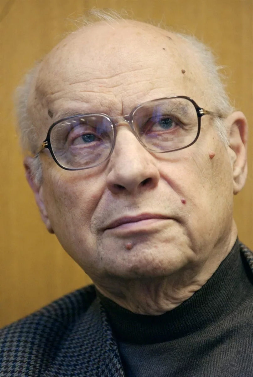 Владимир Железняков, источник яндекс картинки