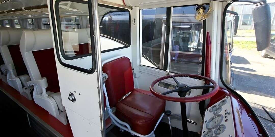 «Накатывал по 2.5 млн км, прежде чем вставал на капремонт»: Рассказываю про неоцененный и многими забытый автобус ЗИЛ-127