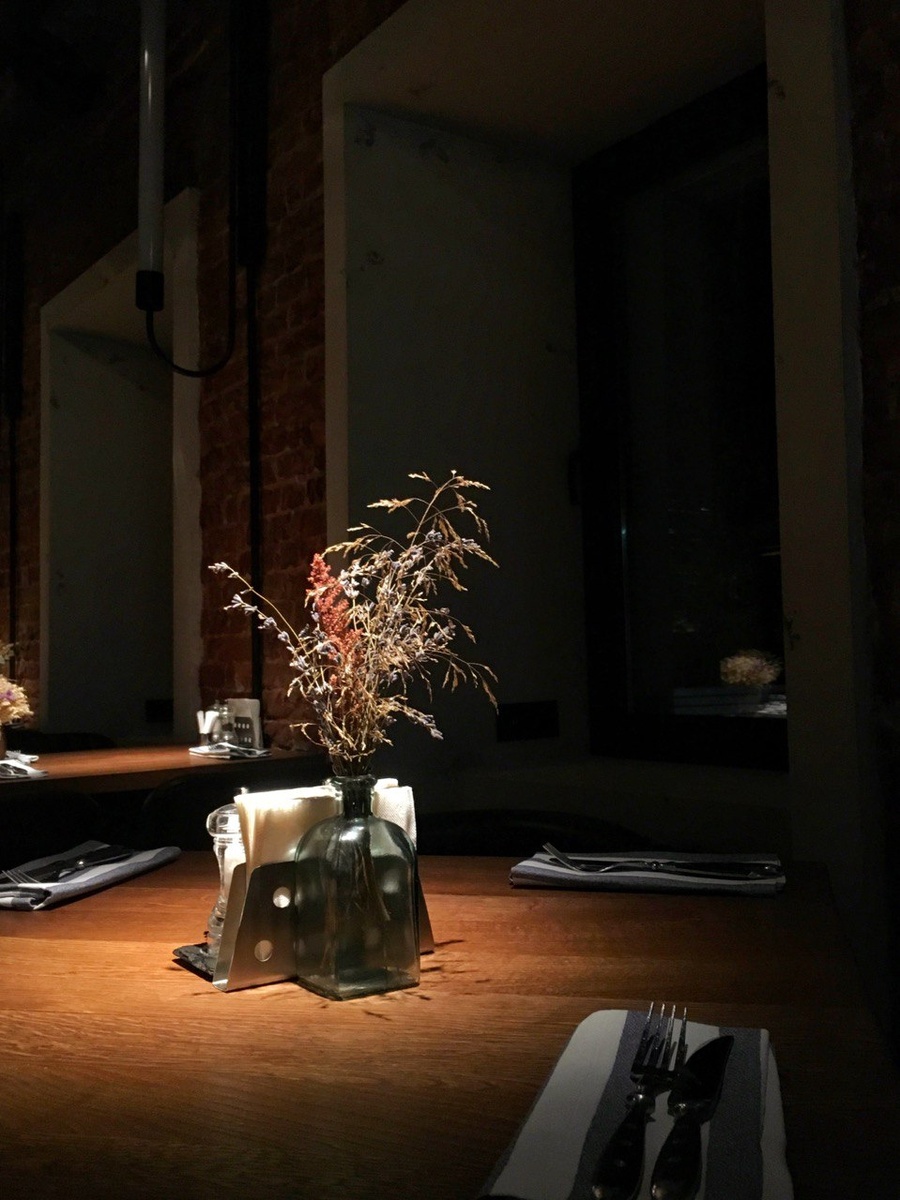 Фото внутреннего зала только такое. 