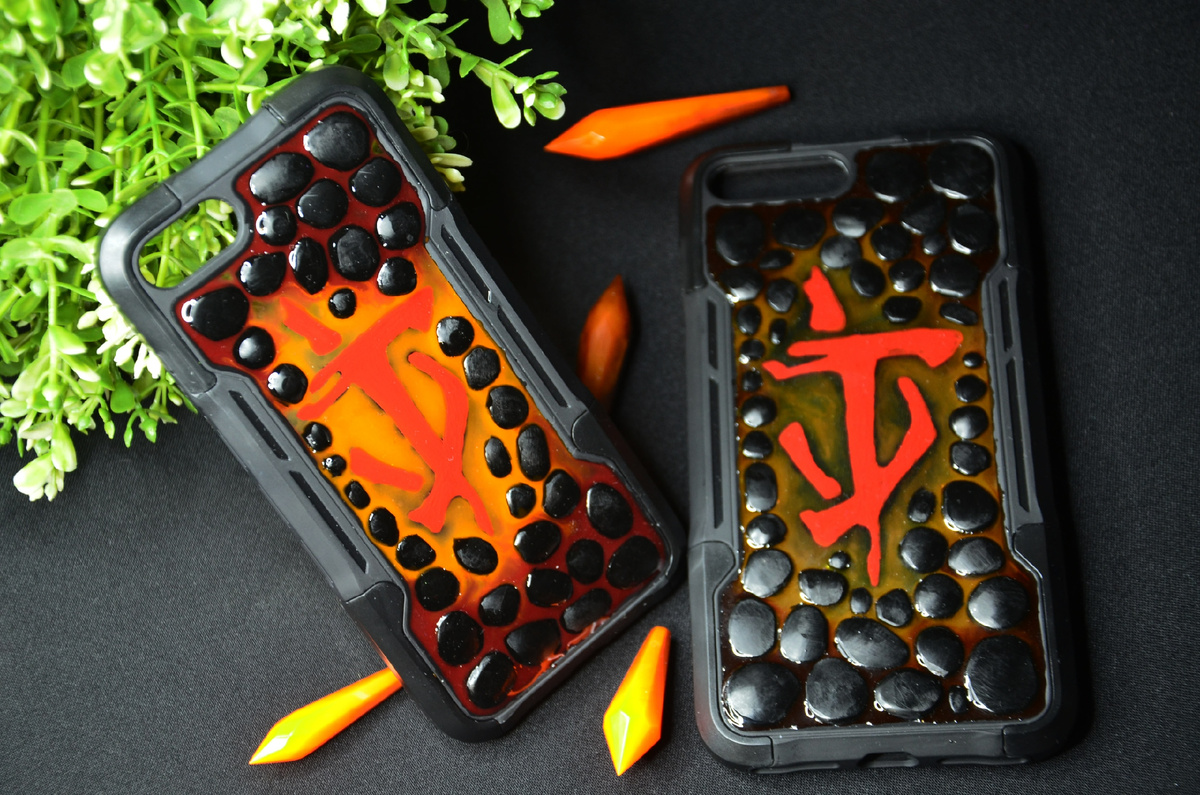 фото и изделие автора, кастомный чехол Doom Eternal