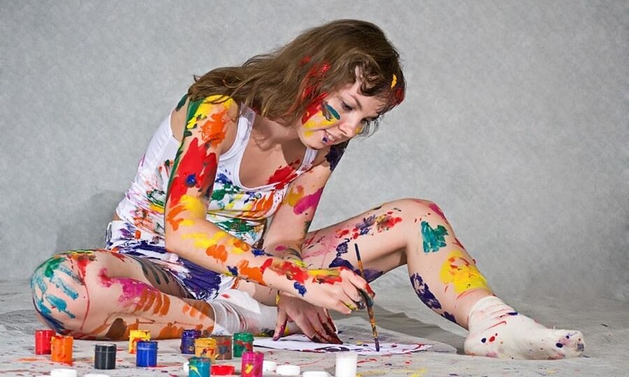 Как искусство влияет на психику человека: Целебная сила музыки и живописи