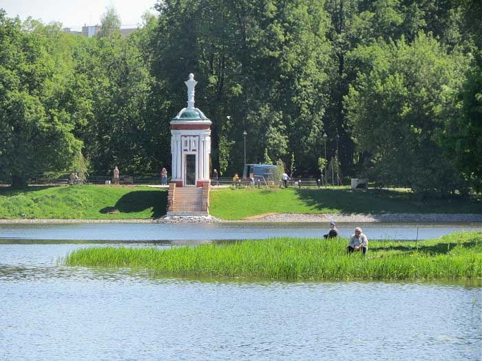 Источник: https://moskvapark.naidich.ru/golovinskie-prudy/golovinskie-prudy.htm