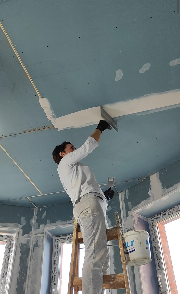 Гладилку держу под углом 90°