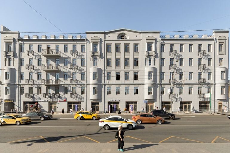 Источник: https://onashem.mediasole.ru/ploskiy_dom_na_taganke