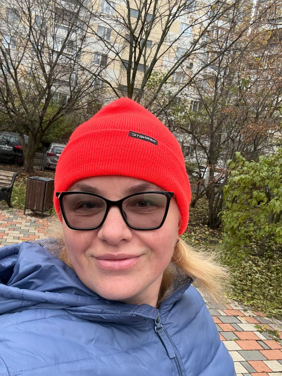 Автор в шапке, фото 1.