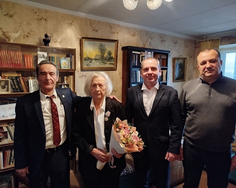     Курянка Мария Корнеева отметила вековой юбилей