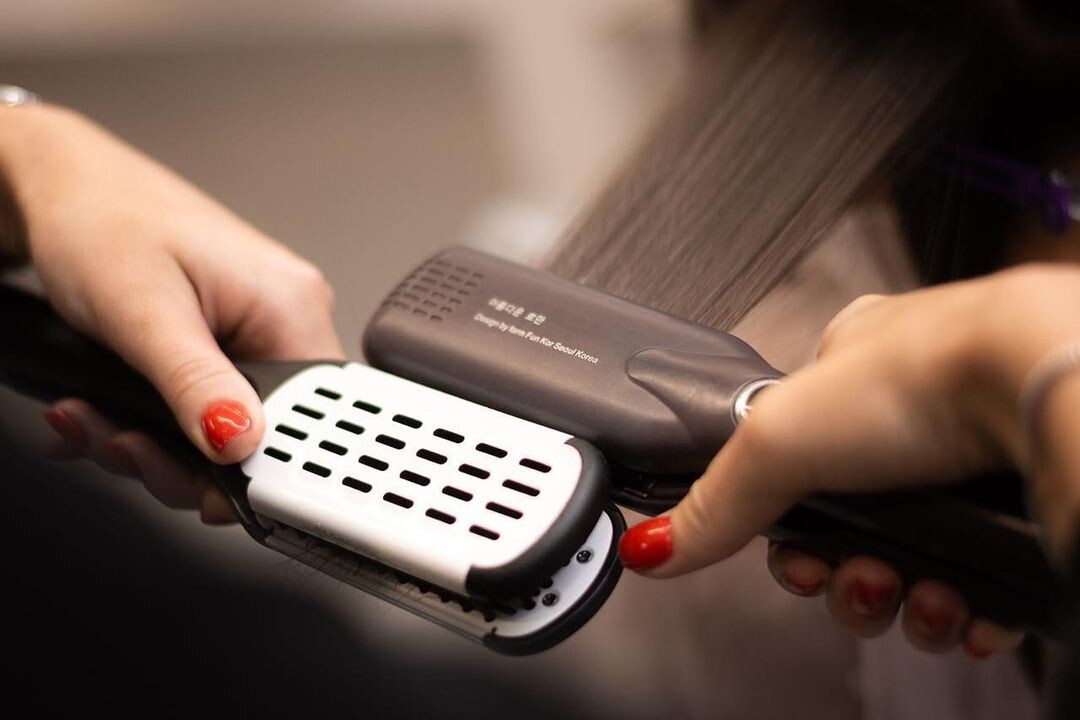 Долговременное выпрямление волос