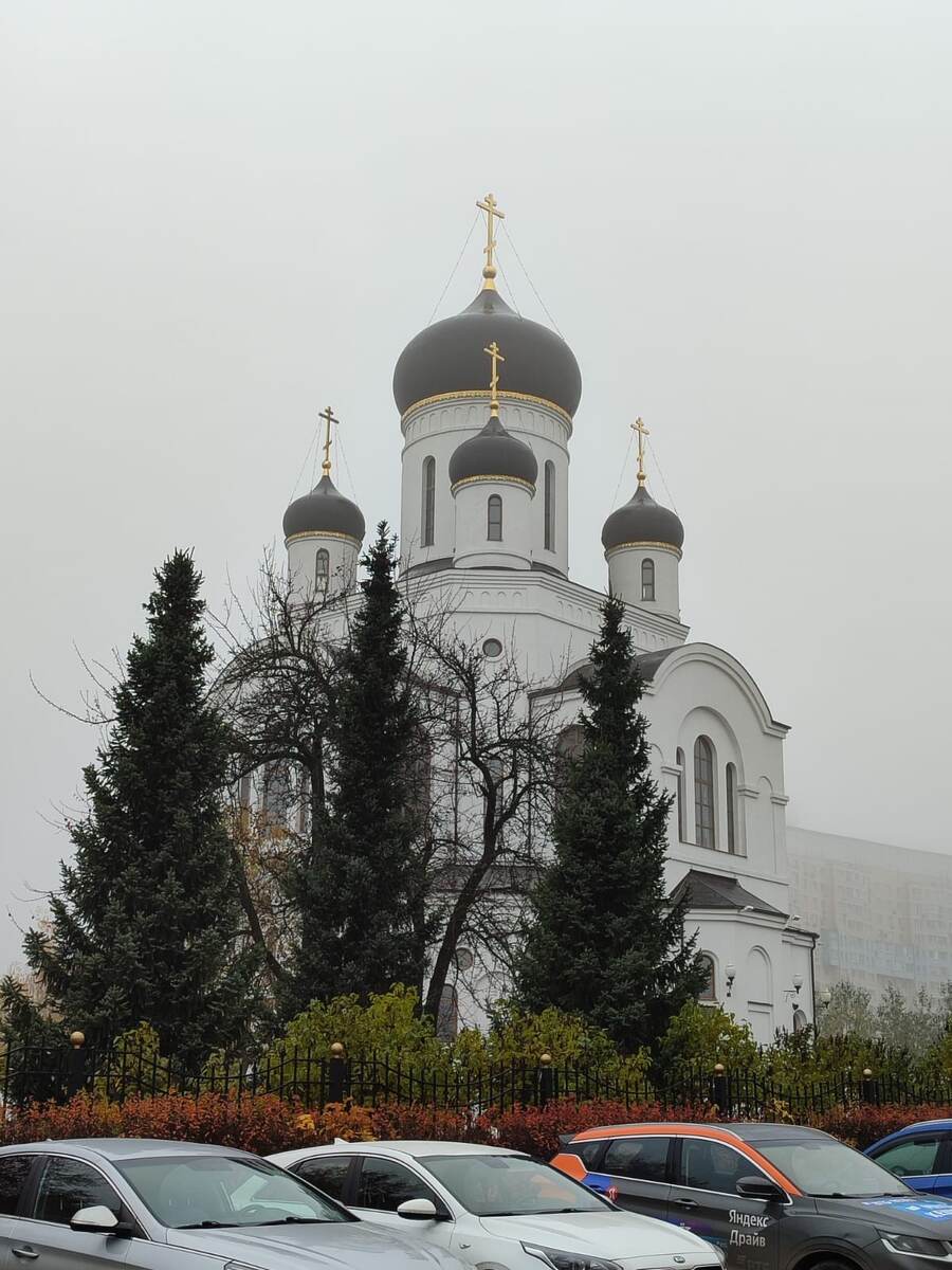 Храм Рождества Христова в Мытищах.