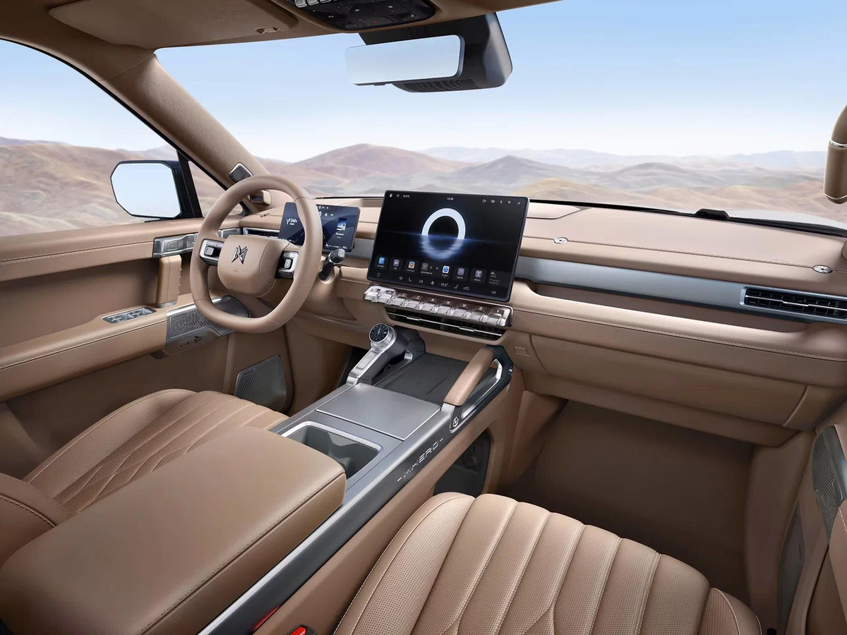 Фото: M-Hero  📷
