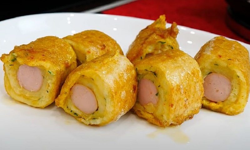 Картофельные рулетики с сосиской: вкусное решение для перекуса из простых продуктов