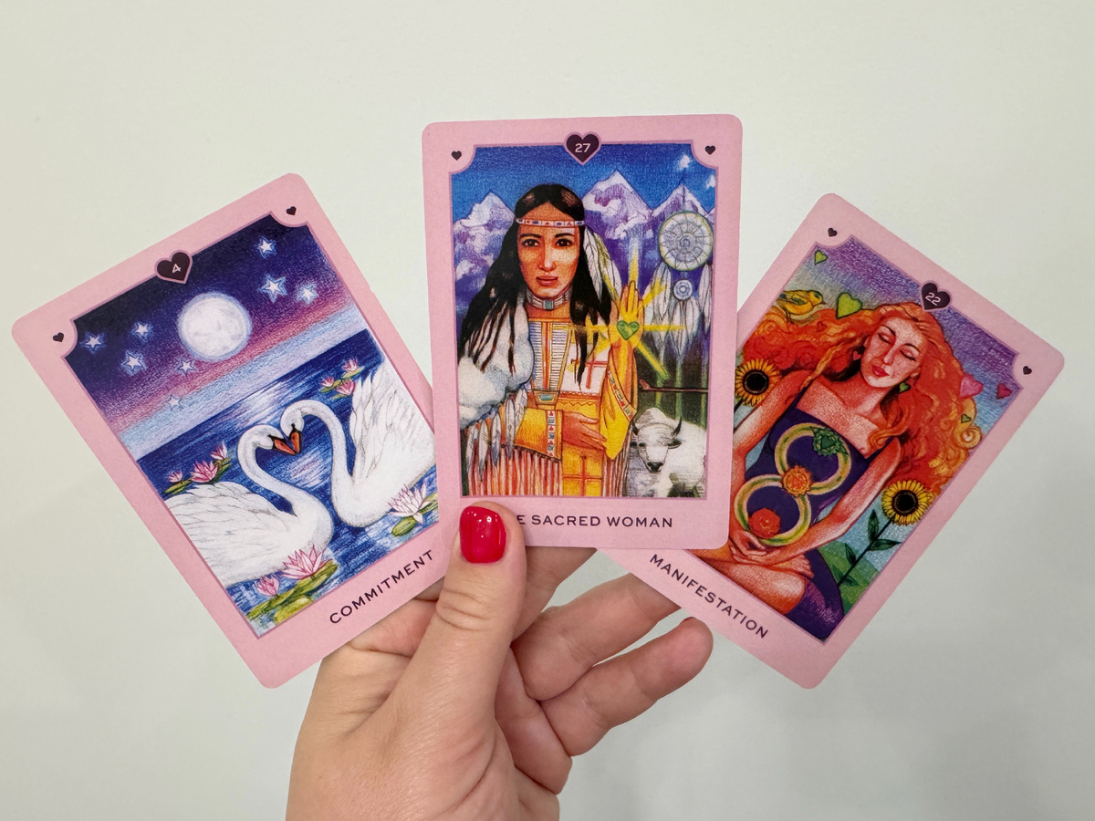 Таролог Маша Эвэнс