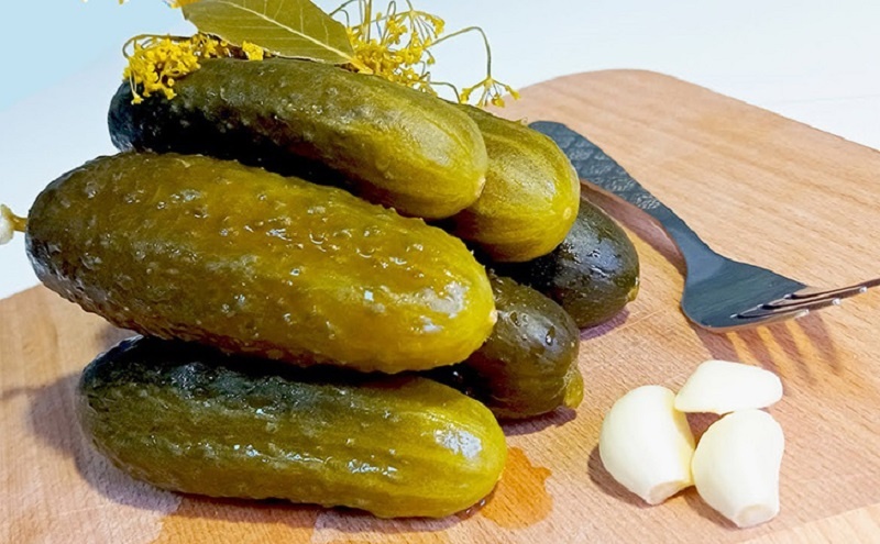 Соленые огурцы по-корейски: быстрый салат с изюминкой для будней и праздников