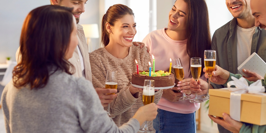 Какую сумму уместно дарить на день рождения