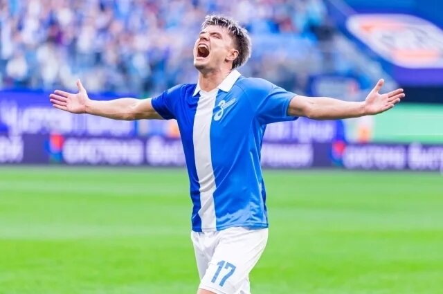    Чем известен полузащитник «Зенита» Андрей Мостовой?