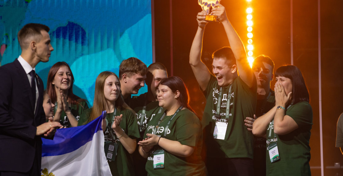    Герой России Владислав Головин поздравил победителей Форума / Фото: Фонд «КОМПАС»