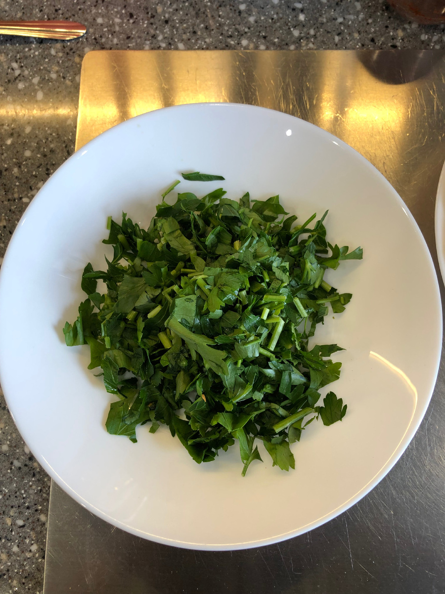 Мясо тушеное с овощами в казане. Фото автора.