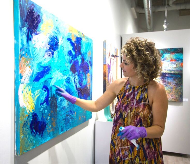 Айрис Скотт творит буквально пальцами